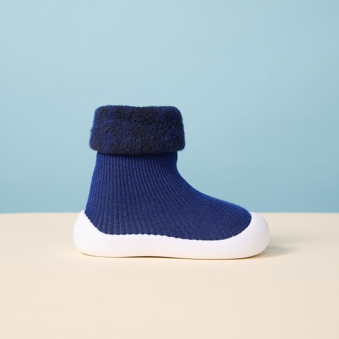 🍼 0–1 Year • First Steps